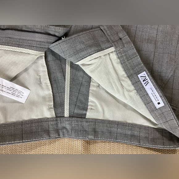 Zara dress pants. 30’ - Picture 3 of 4